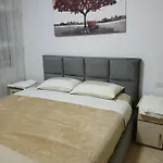 Astir 티라나
